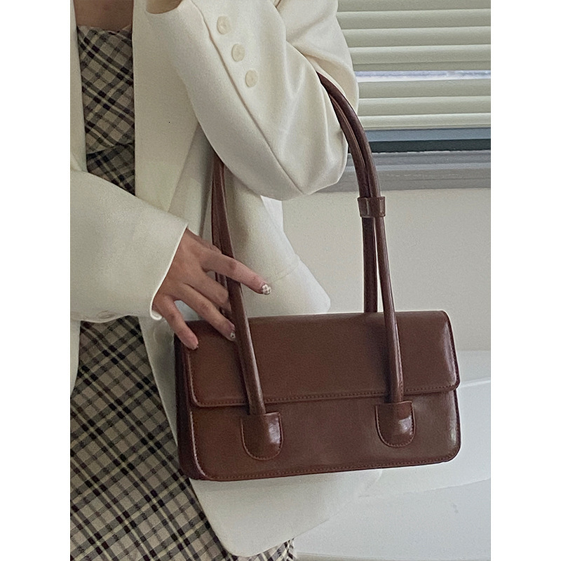 2026 New PU Women's Oil Wax Leather Shoulder High-End Fashion Trend, Bean Green Underarm Bag, Messenger Bag Underarm Bag Vintage Fashion - view 5