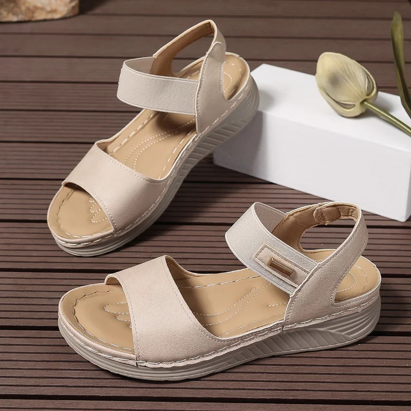 2026 Womens Summer Casual Wedge Sandals Lightweight Platform Walking Woman Plus Size Comfort Non Slip Beach Shoes 260626 - view 6
