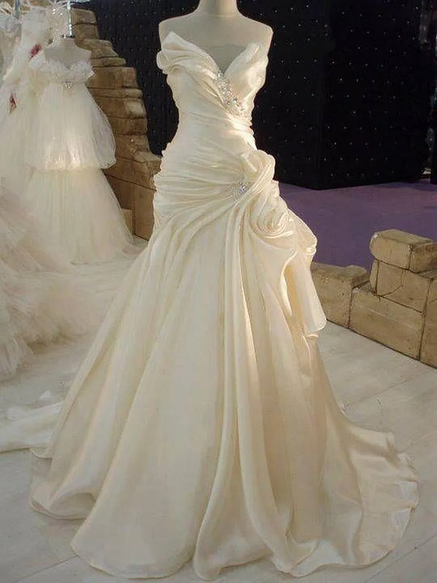 Elegant Ruched Mermaid Wedding Dresses Crystals Beaded Long Simple Bride Reception Gowns Pleats Sweetheart Satin Bride Dress Sleeveless Mb636