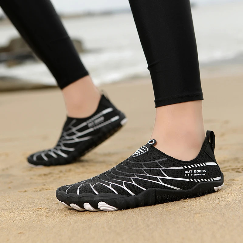 2026 Men Outdoor Trekking Shoes Lightweight AntiSlip Aqua Summer Breathable Beach Swimming Wading Footwear 260626 - view 6