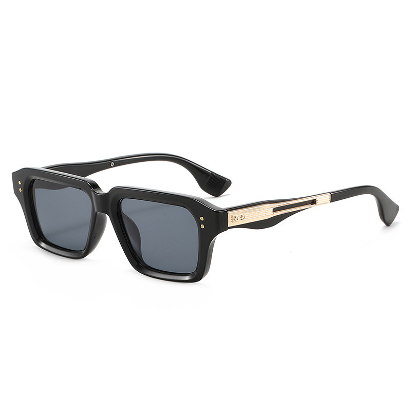 20 New Fashionable Rivet Square Frame Sunglasses Men, High-End Sun Protection Glasses For Driving In - view 3