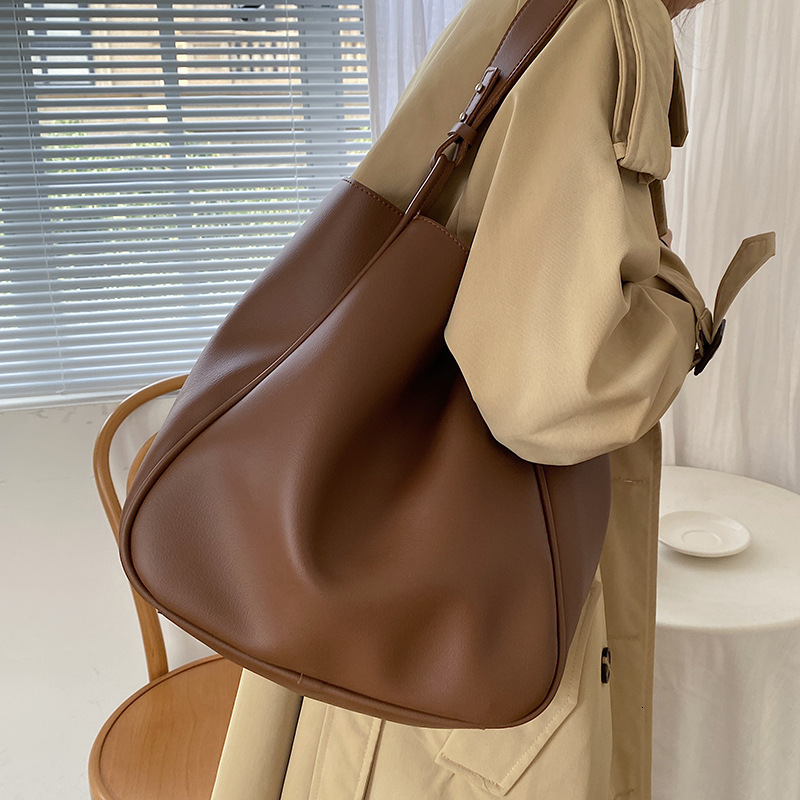 Tote 2026 New Model Women's Bag, Versatile Large-Capacity Commuter With A High-End Feel, Single-Shoulder Underarm Large Bag Underarm Bag Vintage