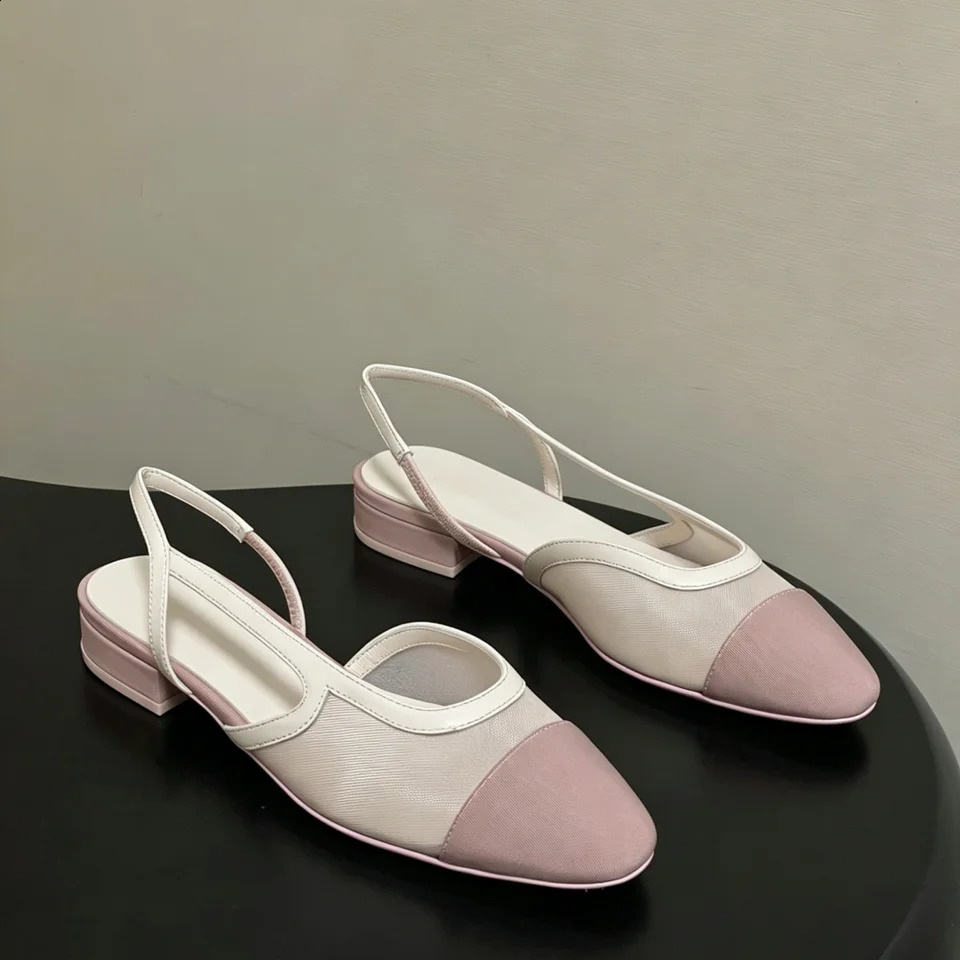2026 Womens Selling Trendy Sandals Outdoor Casual Wear resistant Lightweight Flat Shoes 260626 - view 4
