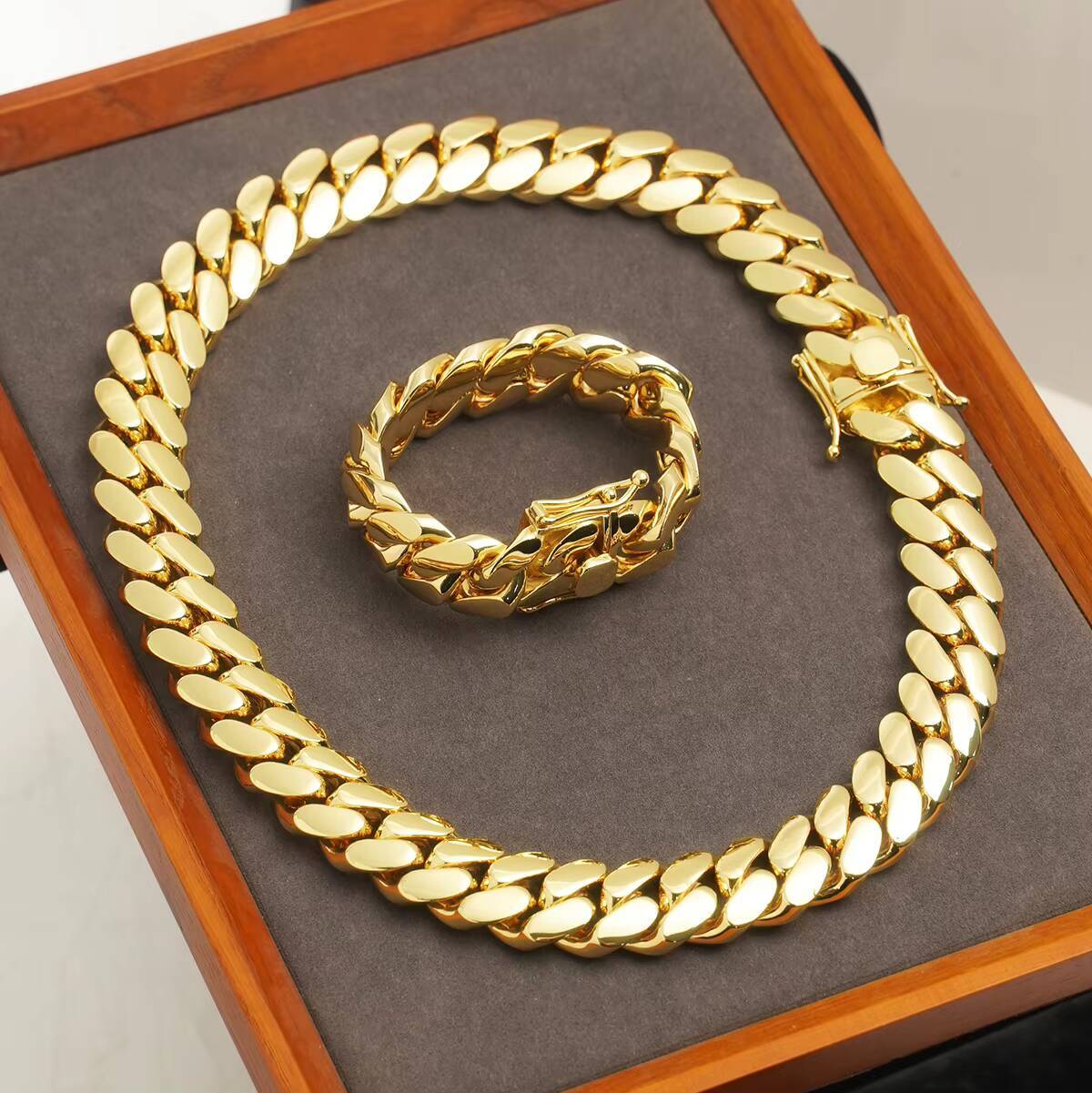 Hip Hop Jewelry Fashion Style Luxury and Heavy Super 18k Gold Necklace Big Ass Chain Miami Cuban Link - view 5