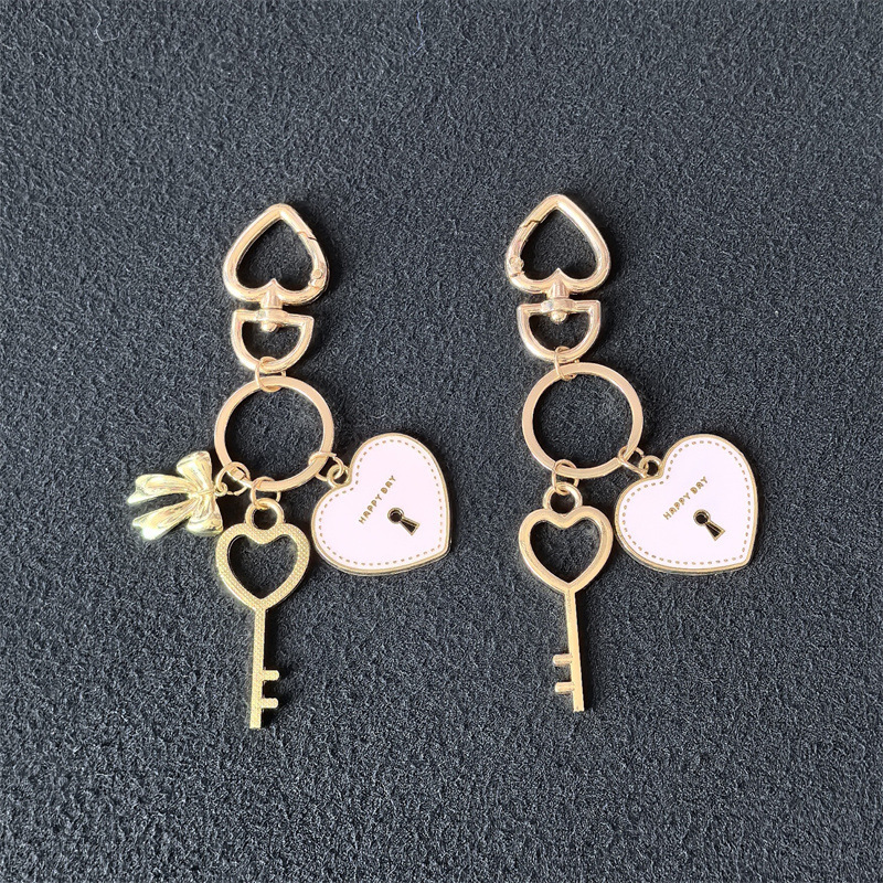Keychain Fashionable And Exquisite Heart Shaped Bow Decoration Bag Keychain Pendant Pink Heart Shaped Bow Keyring Ring Simple And Versatile Fashion Ac - view 4