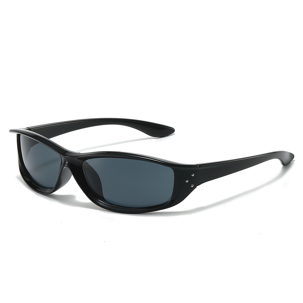 2026 New Square Y2k Style Rivet Futuristic Trendy For Men Women, Popular Among Internet Celebrities, European And American Sunglasses