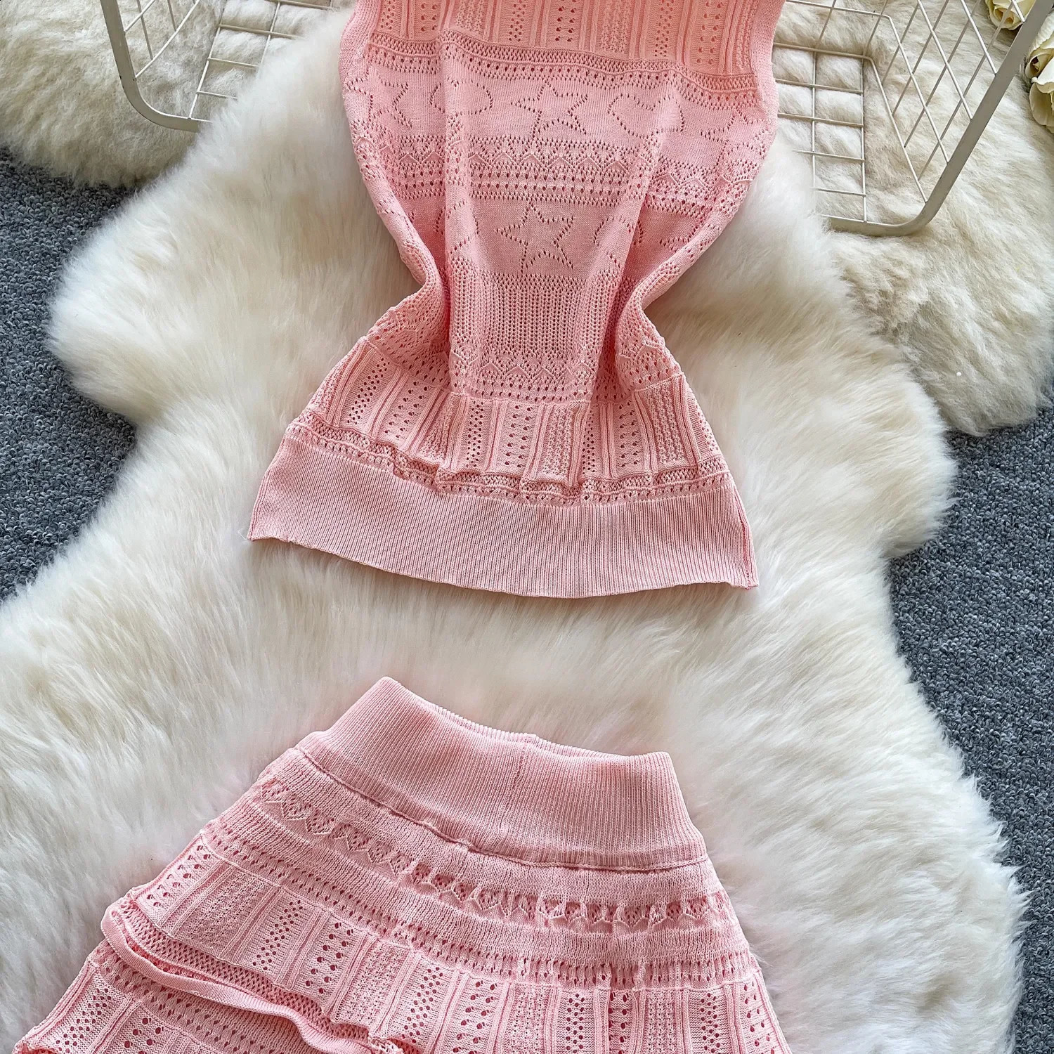 2026 Summer Women Sweet Turndown Collar Sleeveless Short Camisole Tops Solid Color Pleated Mini Skirt Two Piece Set 260626 - view 7