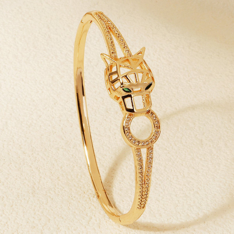 Bracelet Fashionable And Exquisitely Designed Diamond Inlaid Bracelet Light Luxury Gold Versatile Women's Buckle Bracelet Designer Hard Body Brac - view 3