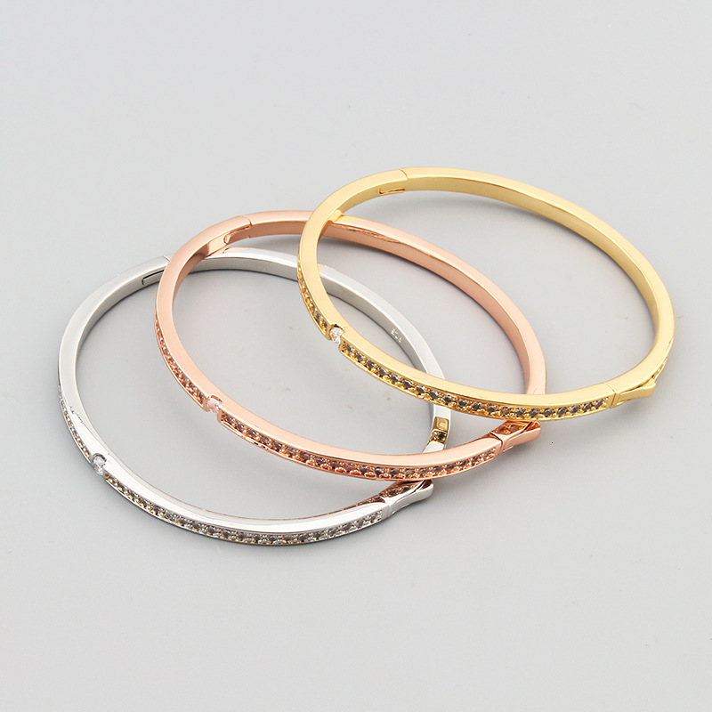 Bracelet European And American Style Elegant Light Luxury Copper Electroplated Two-Tone Women's Bracelet With Spring Clasp Wholesale Dropshipping - view 4