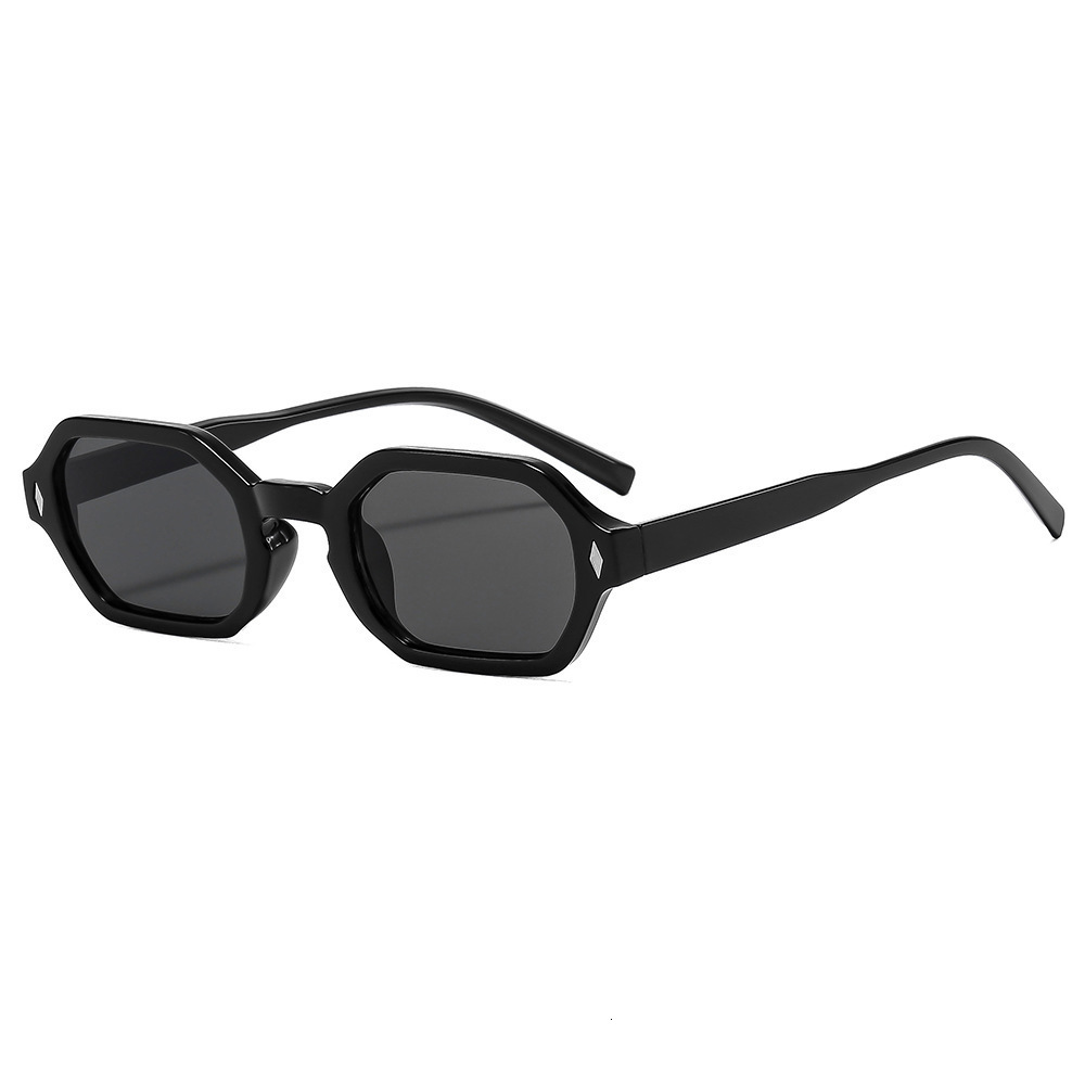 New Polygonal Small-Frame Sunglasses, Retro Trendy European And American Fashion, High-End Sun Protection Vacation Sunglasses For Women - view 4