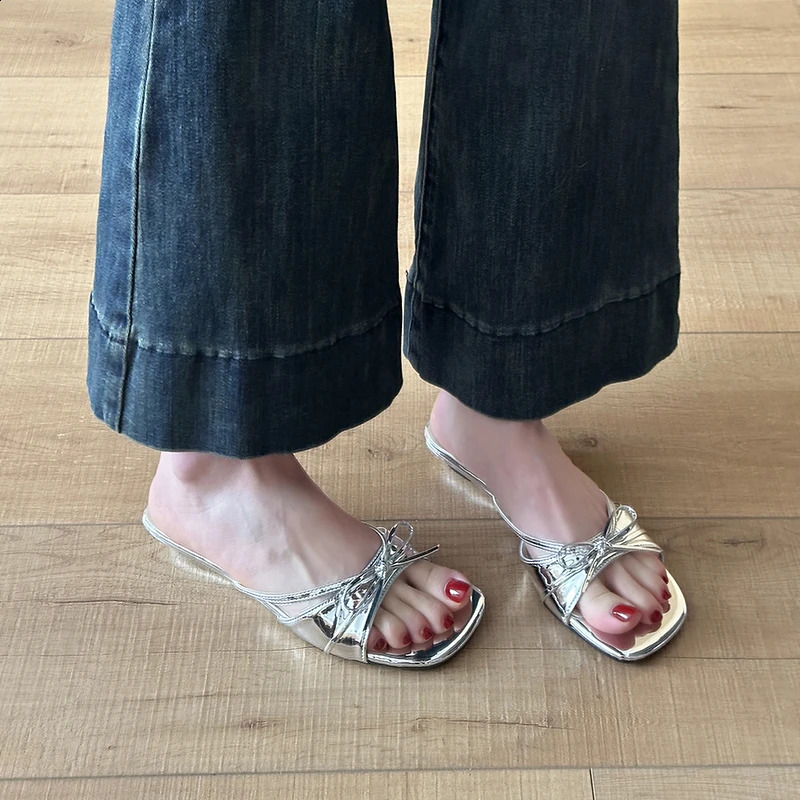 Summer Low Heel Flower Women Slippers Concise Open Toe Slip On Shoes Ladies Elegant Butterfly-knot Beach Vacation Dress Slides 260626 - view 6