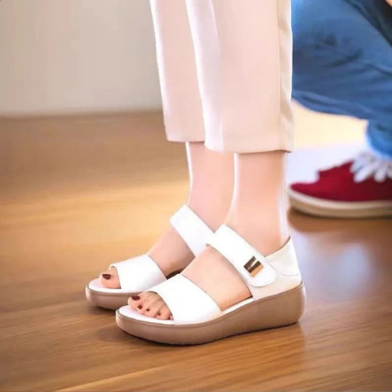 Womens Platform Sandals Lightweight Breathable Open Toe Adjustable Casual Shoes for Summer Daily Beach Travel 260626 - view 4