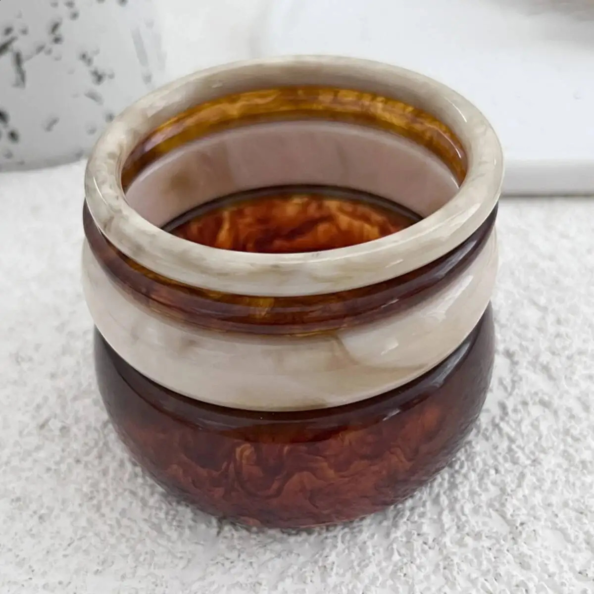 KunJoe Trendy Brown Beige Thick Resin Acrylic Round Bangle Bracelet for Women Retro Multilayer Stacked Wide Bangle Hand Jewelry260624 - view 5