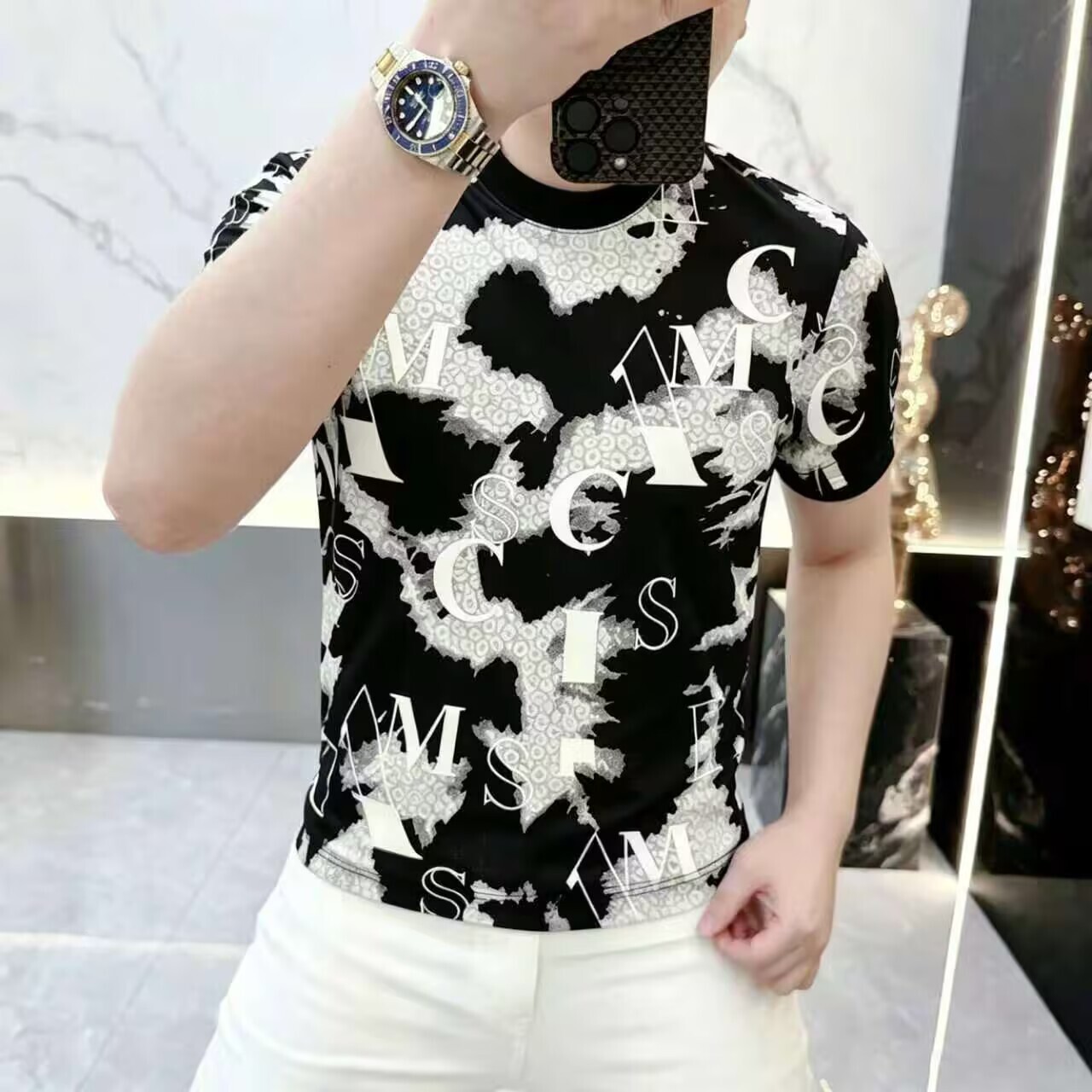 European Summer Men's New Ice Silk Round Neck Jacquard Fashion Trend Slim Fit Breathable Comfortable Short Sleeve Shirt For Men