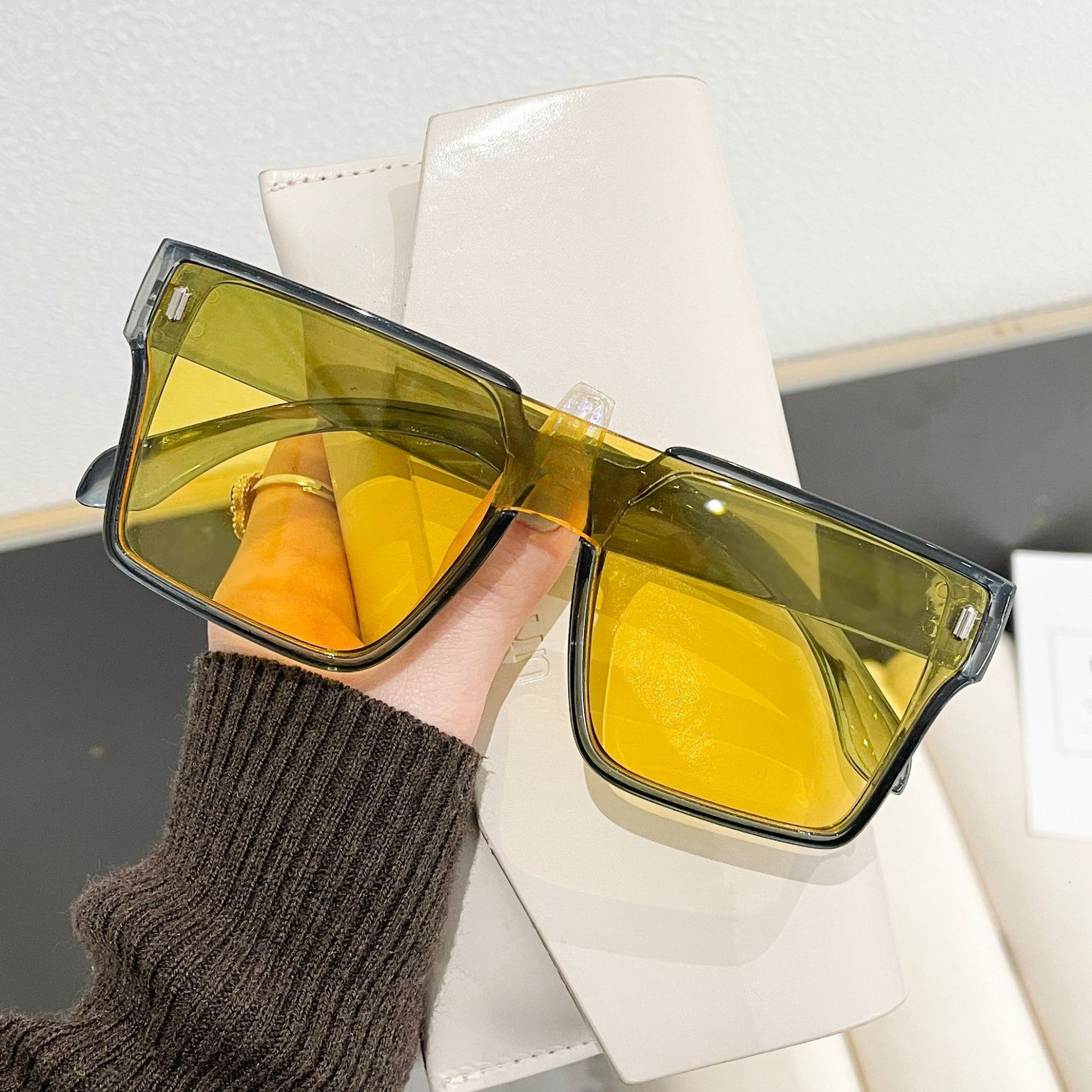 Chic Oversized Eye Enhancing Goggles Styled by Leading Designers Comprehensive UV Blocking Specs - view 9