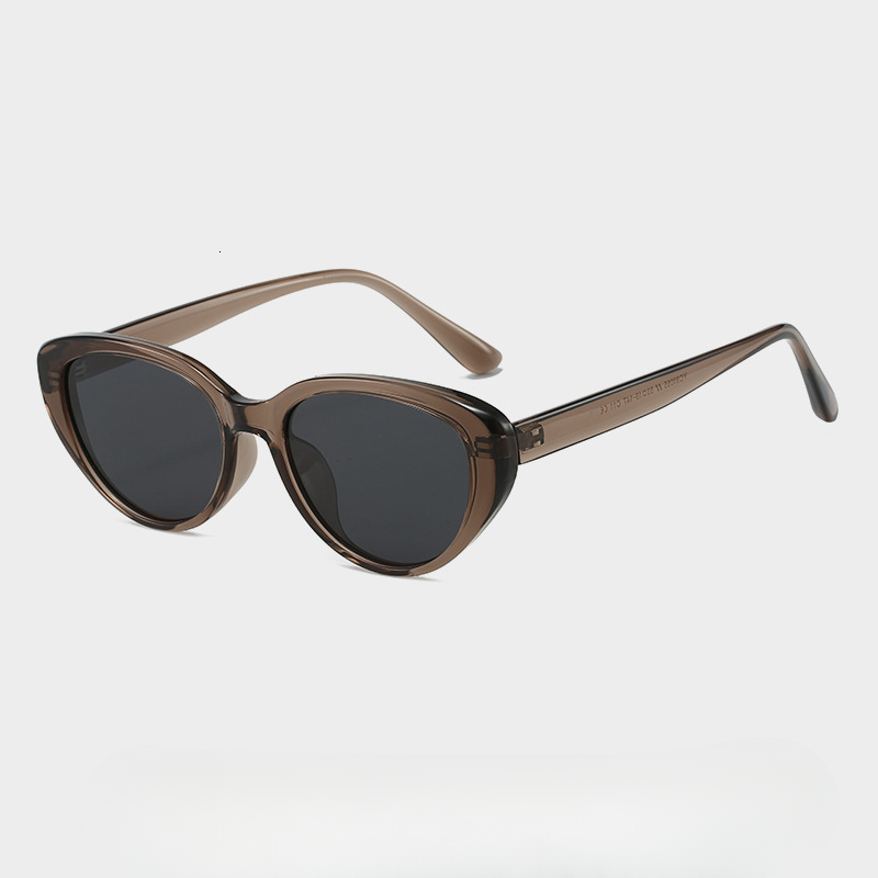 Polarized Sunglasses Retro Triangle Cat Eye Sunglasses for Women Summer Sun Protection Small Face Small Frame High end Feel - view 7
