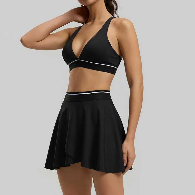 Quick-Dry Women Sexy 2 RacerPiece Yoga Set with Hidden Pocket Skin-Friendly Breathable Daily Versatile Workout Set M260626 - view 4