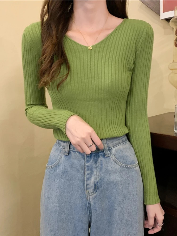 2026 Korean Autumn Winter V Neck Sweater Fashion Casual Long Sleeve Knitted Sweaters Solid Color Slim Pullovers Women Clothes 260626 - view 7