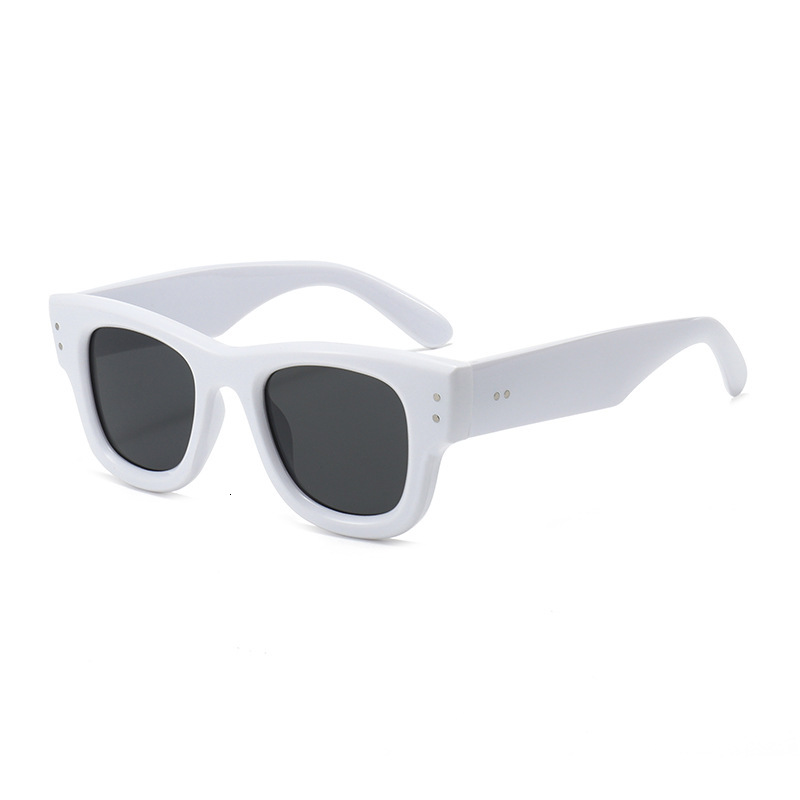 Retro Men With Large Frames Thick Legs, Suitable Square Round Faces, Making Them Appear Smaller. European And American Style Sunglasses For Women, Tre - view 3