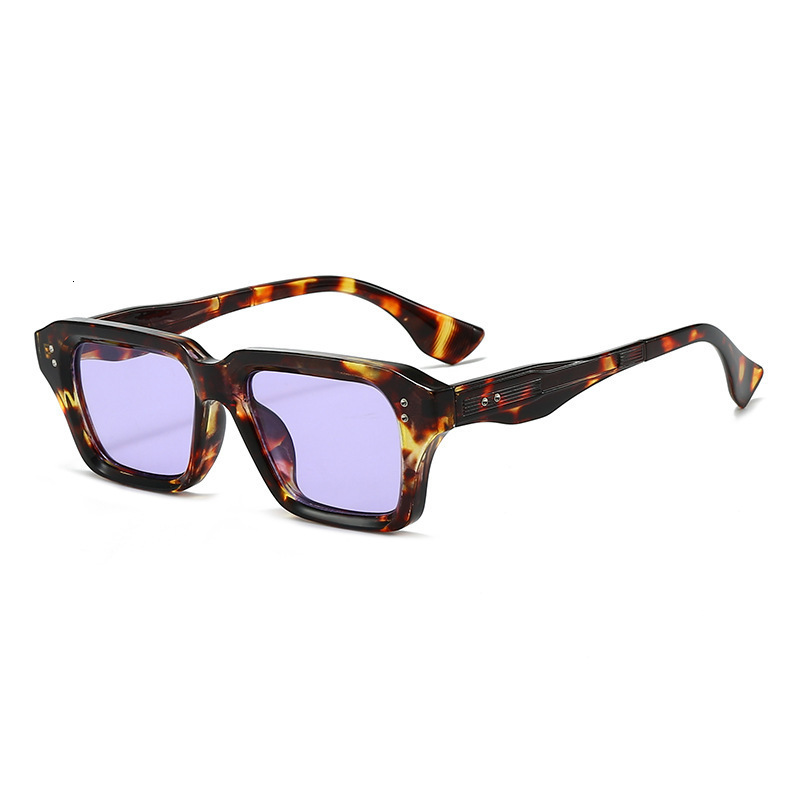 New Square Frame Rivet Men, European American Style, Unique And High-End For Women, Casual Wear Sunglasses
