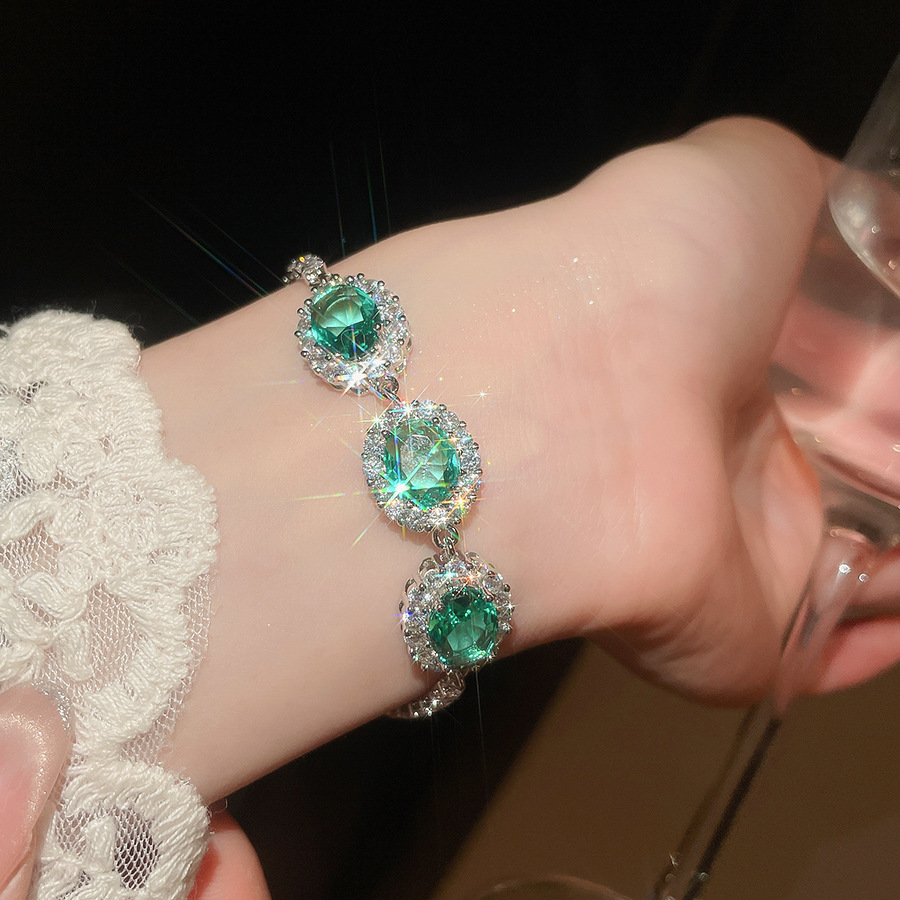 Dopamine Zircon Oval Bracelet for Women, Light Luxury High-End Fashionable European and American Style Unique Personalized Jewelry - view 4