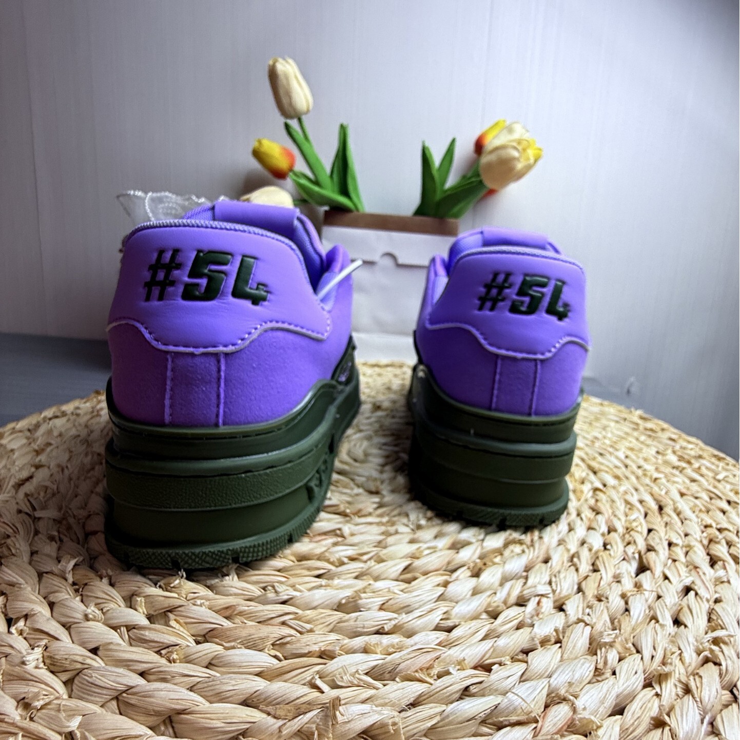 New stylish two-tone suede low-top lace-up casual sneakers men and women, extremely versatile for couples - view 5