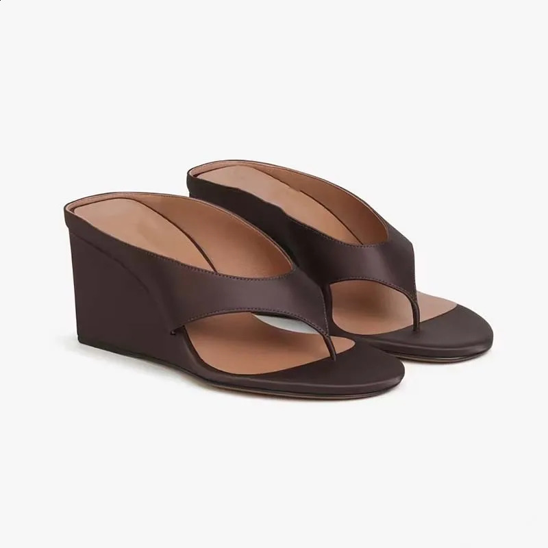 2026 Women Summer Pointed Toe Wedges Sandals for Womans Shallow Flip Flops Thick Bottom Slip-On High Heeled Shoes Ladies Pumps 260626 - view 5