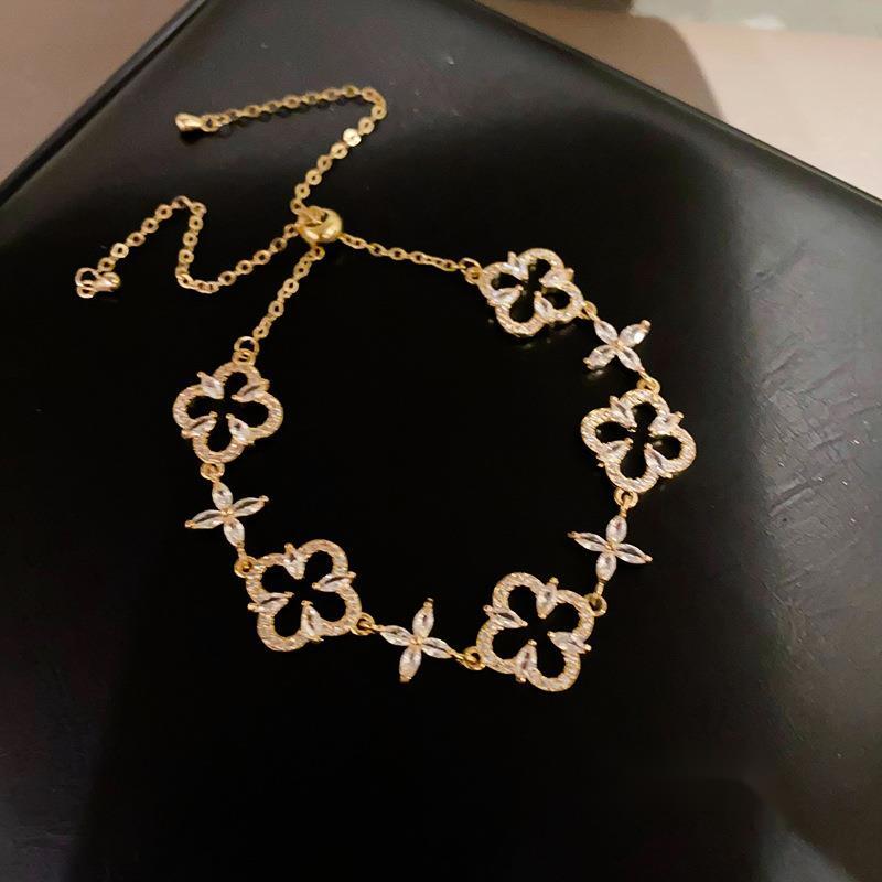 Bracelet Fashionable And Luxurious Zircon Flower Adjustable Bracelet Exquisite And Versatile Retro Hollowed Out Clover Bracelet Jewlery Designer For W - view 5
