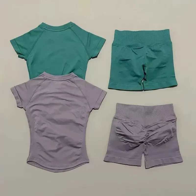 Tight Fitted Short Sleeve Quick-Dry Shorts Yoga Fitness Sports Set for Women High-Elastic Workout Running Gym Yoga Set M260626 - view 3