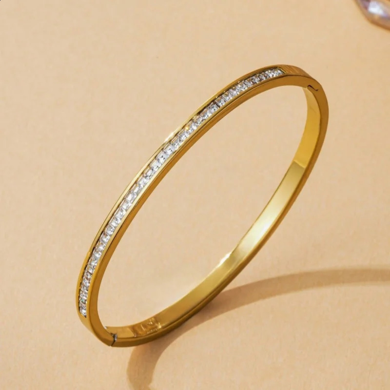 1/3Pcs Gold Plated Stainless Steel Heart Bracelet Set Fashion Zirconia Open Bangle Womens Bracelet Set for Daily Wear 260625 - view 5