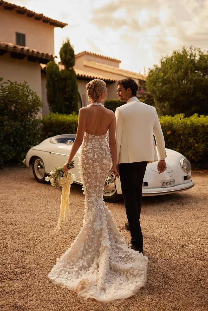Deep V Neck Mermaid Wedding Dress Elegant Hand Made Flowers Appliques Bridal Gown Sweep Train Bride Dresses Customized - view 6