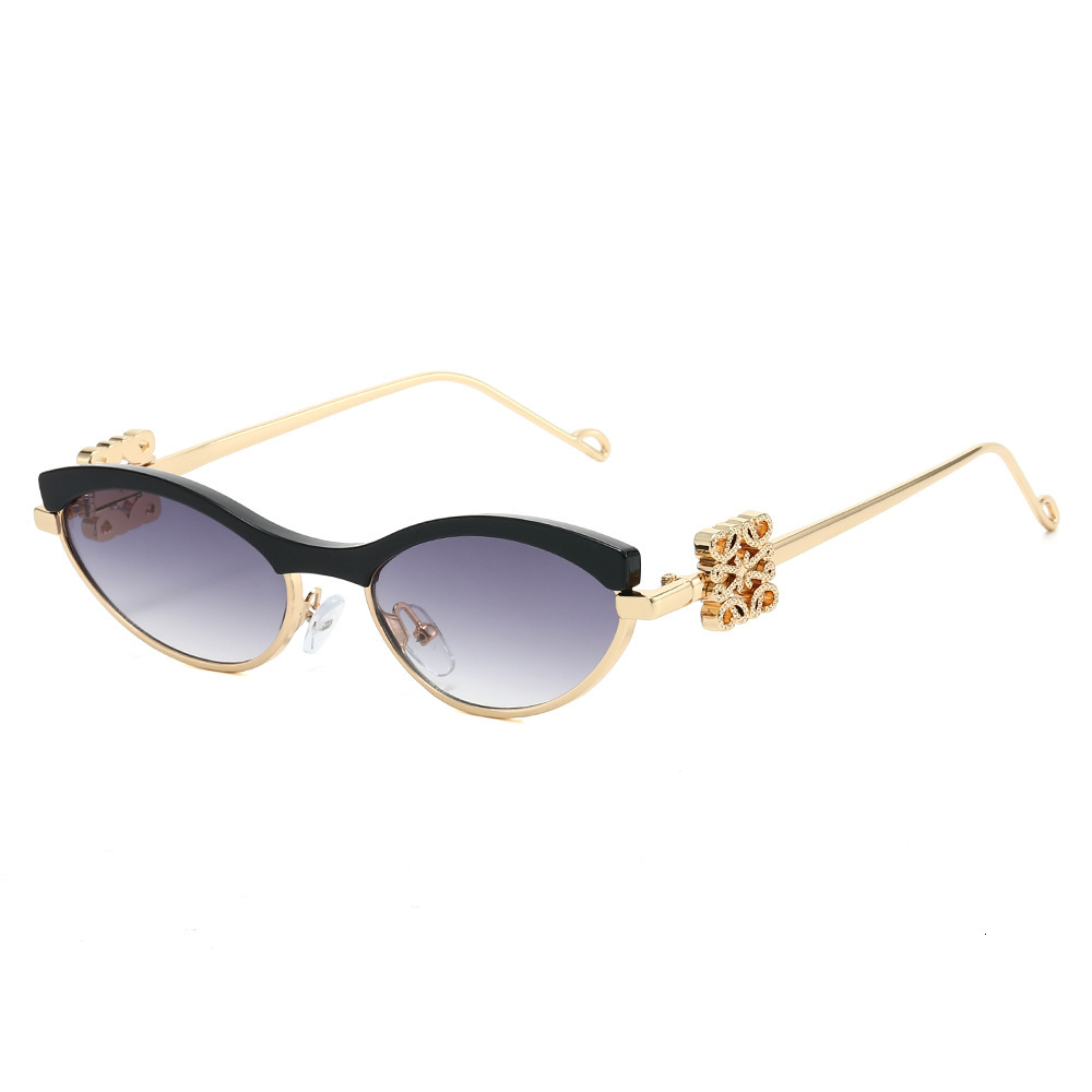 New Stylish High-Fashion Cat-Eye Small-Frame Sunglasses A Unique Vintage Look, Metal Frame With Diamond Accents - view 4