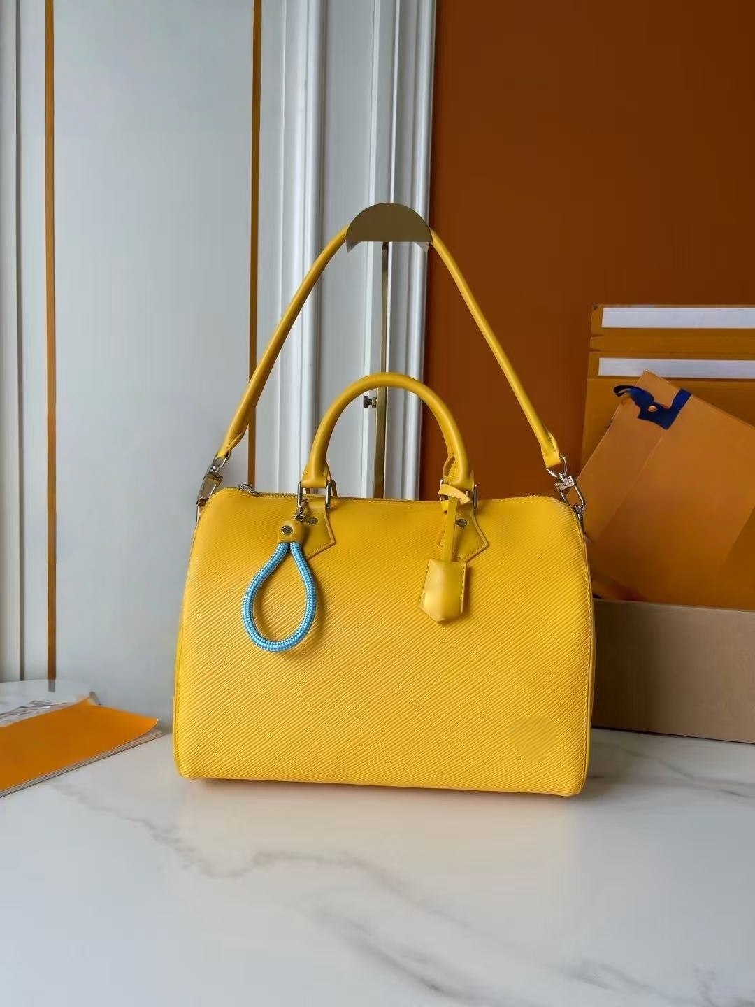 Top designer bag classic high-end leather retro texture personalized fashion single shoulder handbag