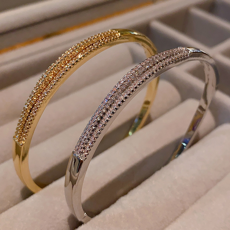 Hot-Selling Korean Fashion Copper Zircon Bracelet For Women Versatile Niche Design High-End Feel Jewelry - view 5