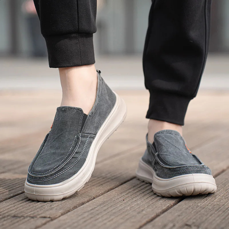 Mens Casual Canvas Shoes Breathable Wear-resistant Flat Bottom Lightweight Soft Sole Loafers Spring Summer Autumn Low Top 260626 - view 4