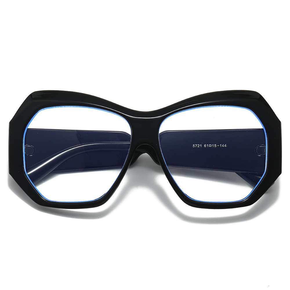 2026 New Square Style Large Frame Flat Glasses, Fashionable Retro Design For Internet Celebrities, Natural Look Street Photography, Decorative And Ant - view 6