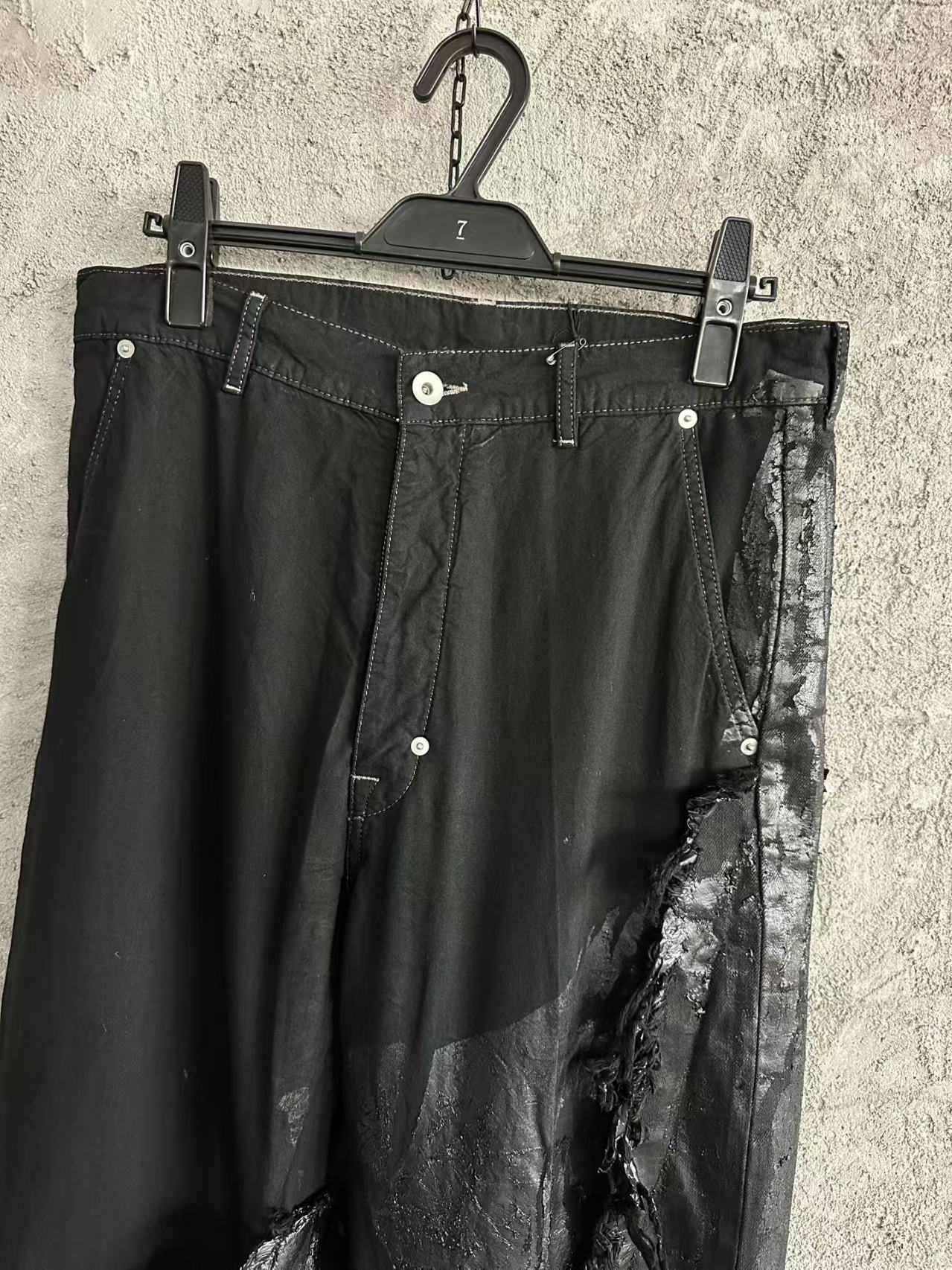 2025ss O Washed Cotton Denim Trousers Featuring Unique Wax RCoating and Versatile Block Colors High top Men's Jeans - view 6