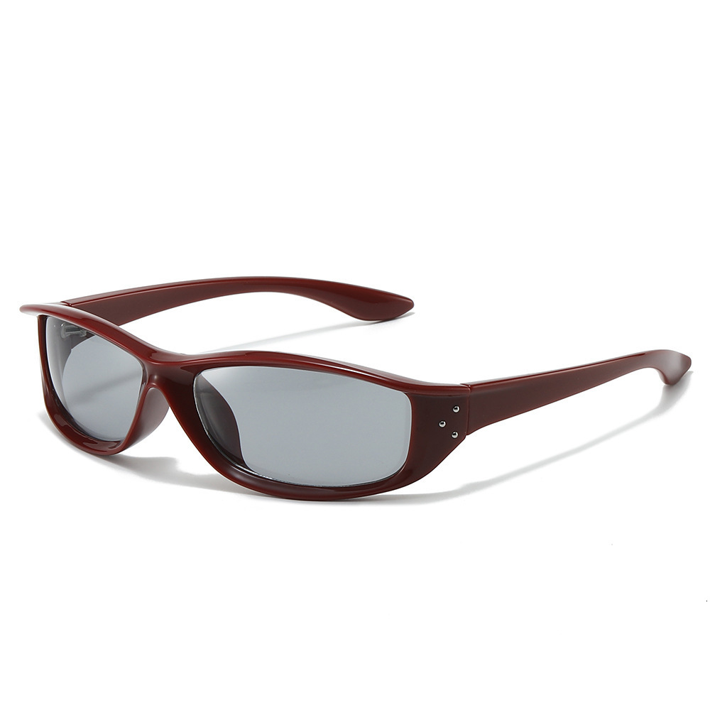 2026 New Square Y2k Style Rivet Futuristic Trendy For Men Women, Popular Among Internet Celebrities, European And American Sunglasses - view 5