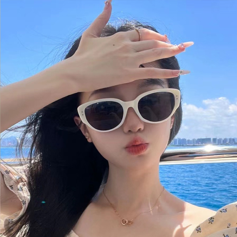 Vintage Hot Girl Internet Celebrity Cat Eye High-end Feel Women Summer Sun Protection Street Fashion Men Polarized Sunglasses wholesale - view 3