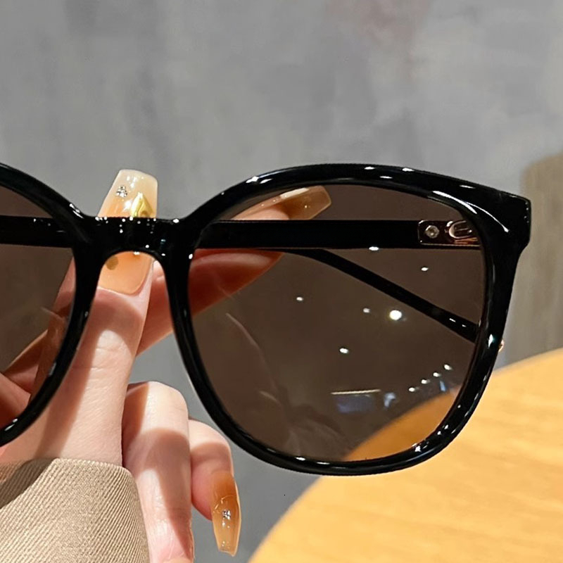 Women s Sunglasses New Model Large Frame Tea Colored Polarized UV Protection Slimming Effect for Large Faces Driving Sunglasses - view 5