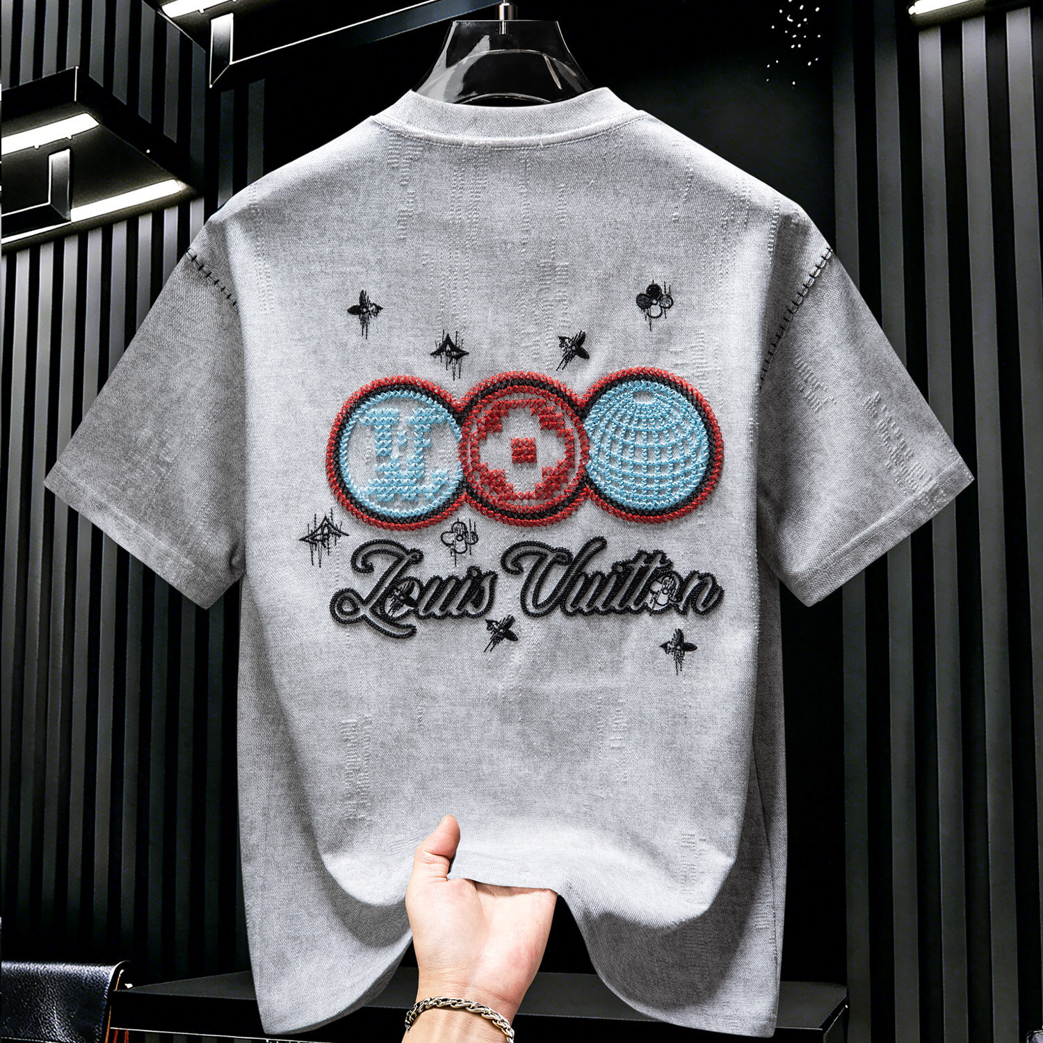 High-End Men's Designer T-Shirt With Brush Print And Distressed Details, New Model, Trendy Light-Luxury Half-Sleeve Shirt