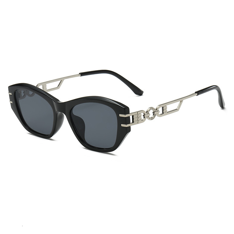 2026 Designer's New Cat Eye Small Frame Niche Versatile Light Luxury Style Women's Sunglasses Internet Celebrity Personality Simple Sunshade - view 3
