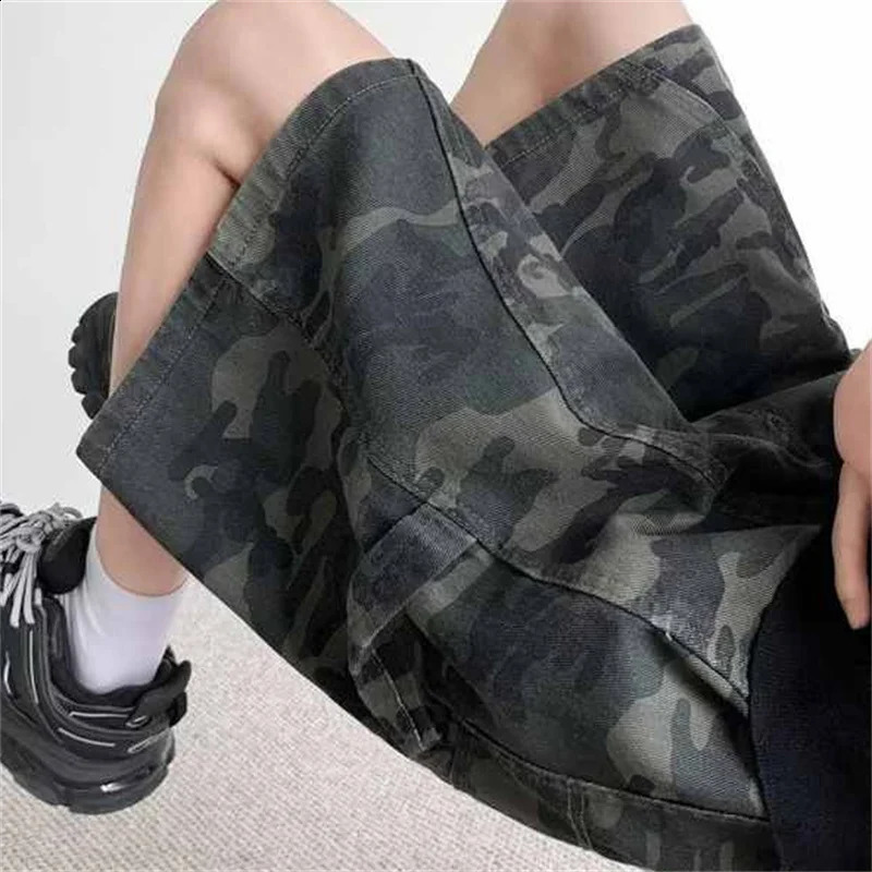 2026 Summer Camo Baggy Cargo Shorts For Men Casual Trend Straight Short Jeans American Retro Highstreet Punk Y2K Jorts 260625 - view 4