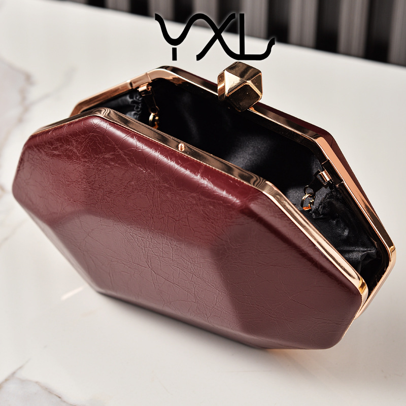 New cross-border women's shiny glossy box evening bag, banquet party light luxury, direct sales from Chaozhou manufacturer GLAMOR - view 5