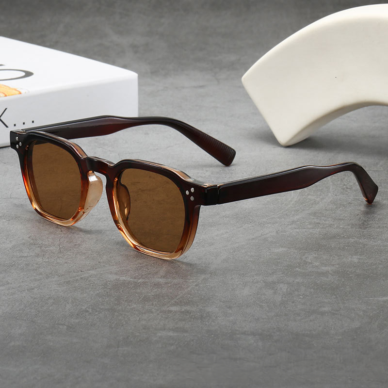 2026 Designer's New Retro Thick Oval Casual Small Frame Luxurious And High-end Women's Sunglasses With Sun Protection And UV Protection For - view 4