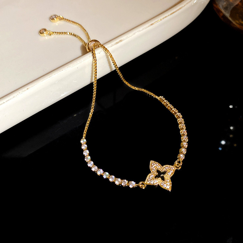 Bracelet Simple And Stylish Diamond Studded Clover Adjustable Bracelet Exquisite Bead Bracelet Light Luxury Versatile Commuting Bracelet Luxury Jewelr - view 8