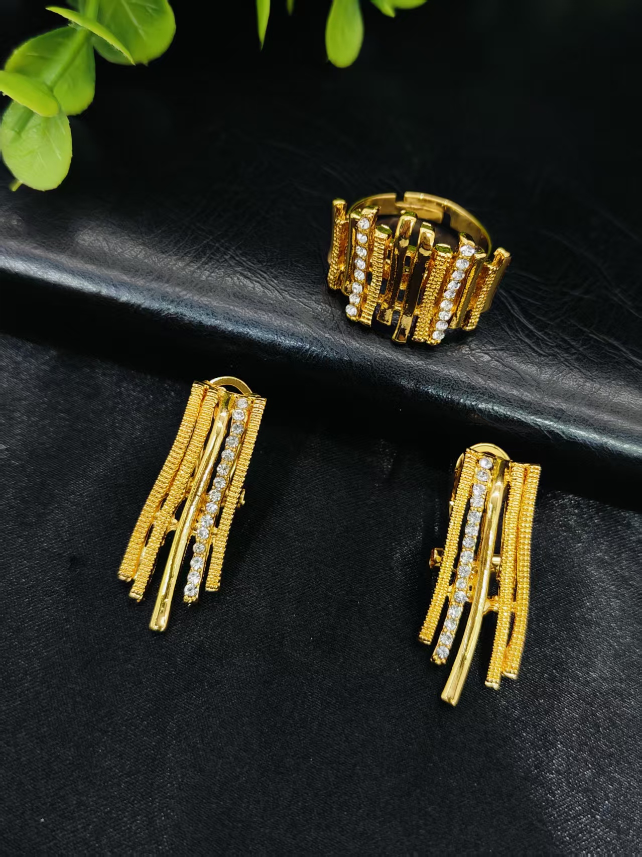 Nigerian Flower Necklace Earrings Jewelry Sets For Women Fashion 24K Gold Color Wedding Bracelets Indian Rings Bridal Gift - view 5