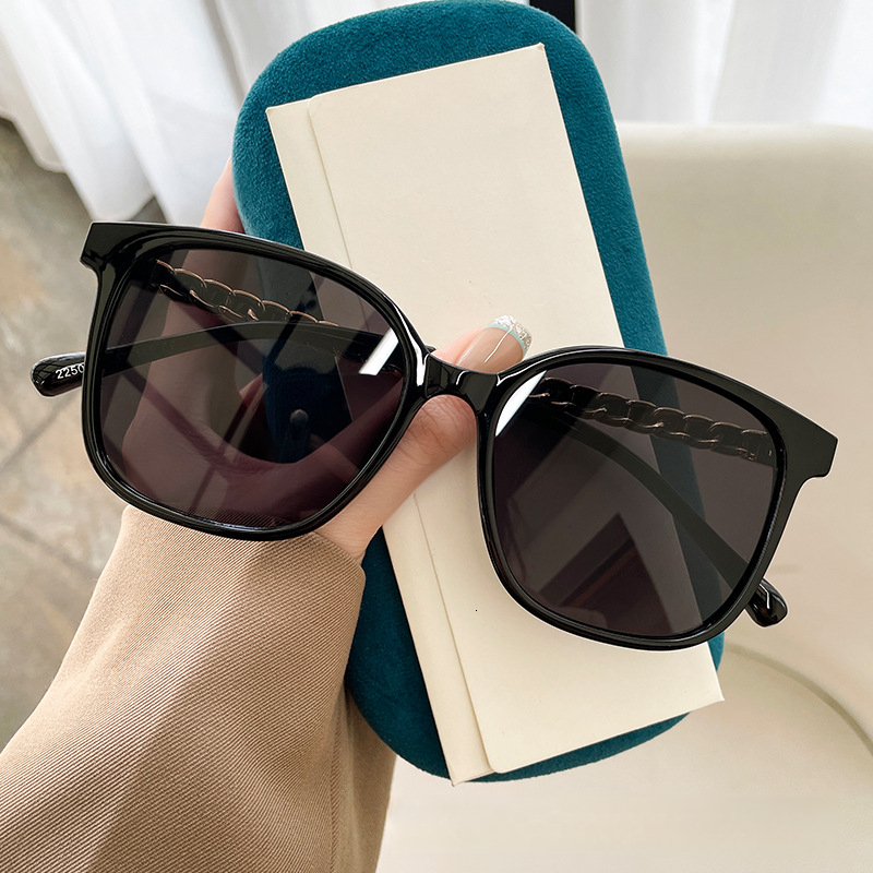 2026 New Women's Designer Round Small Frame Chain Leg Personalized Versatile Trendy Luxury High Quality Fragrant Women's Sunglasses Sunshade - view 5