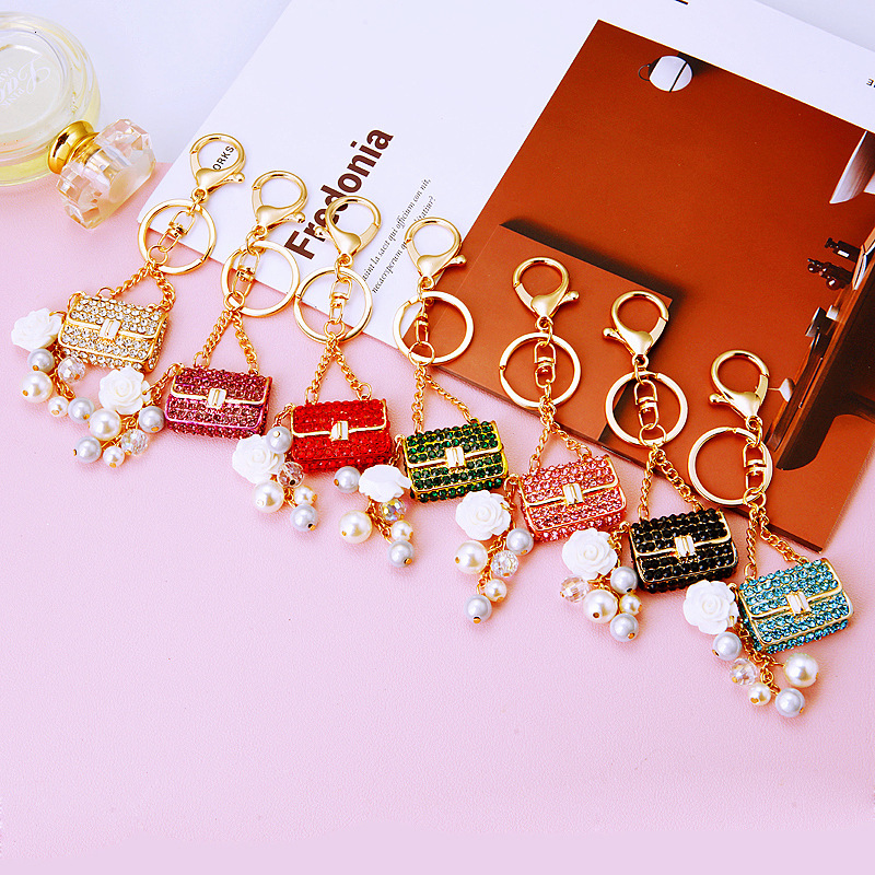 Keychain Fashionable And Exquisite Pearl Shoulder Bag Design Car Keychain Metal Cute Women's Bag Pendant Keychain Ring Creative Hanging Accessori - view 1
