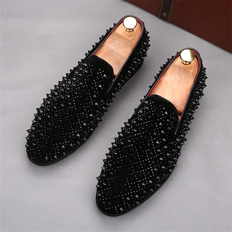y Fashion Men Rivet Patchwork Casual Shoes Male Flats Loafers Homecoming Wedding Dress Prom Zapatillas Hombre 260624 - view 1